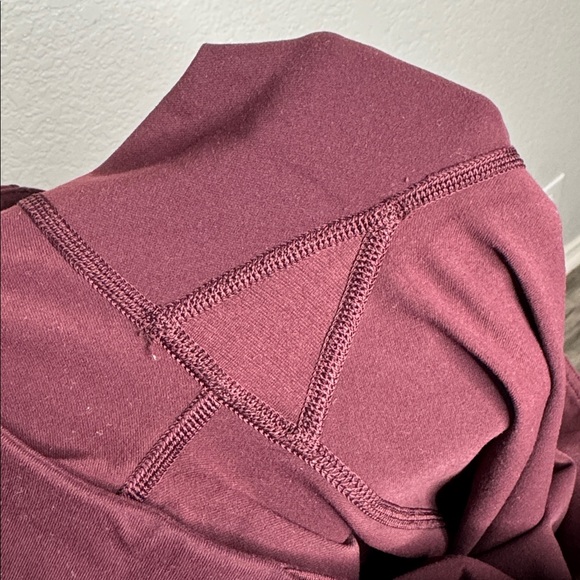 Lululemon Wunder Under Maroon Leggings 23” inseam Size 10 - Picture 7 of 7